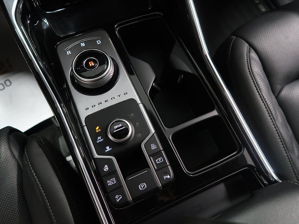 Vehicle Image 48