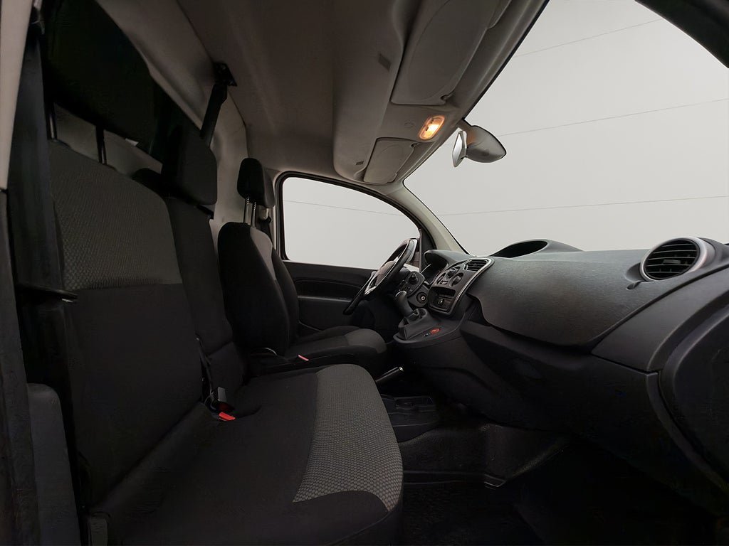 Vehicle Image 24