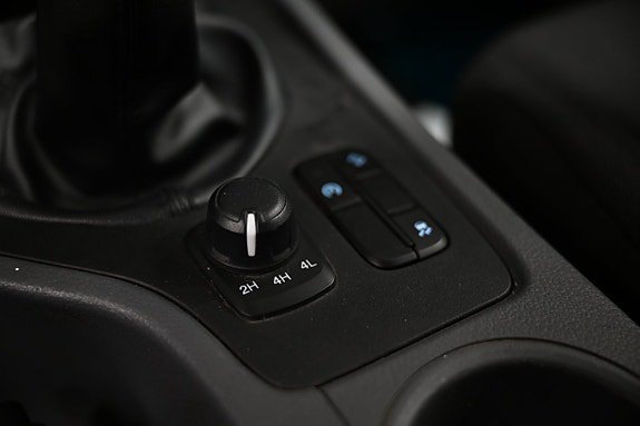 Vehicle Image 26