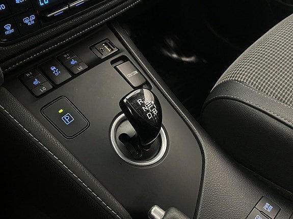 Vehicle Image 23