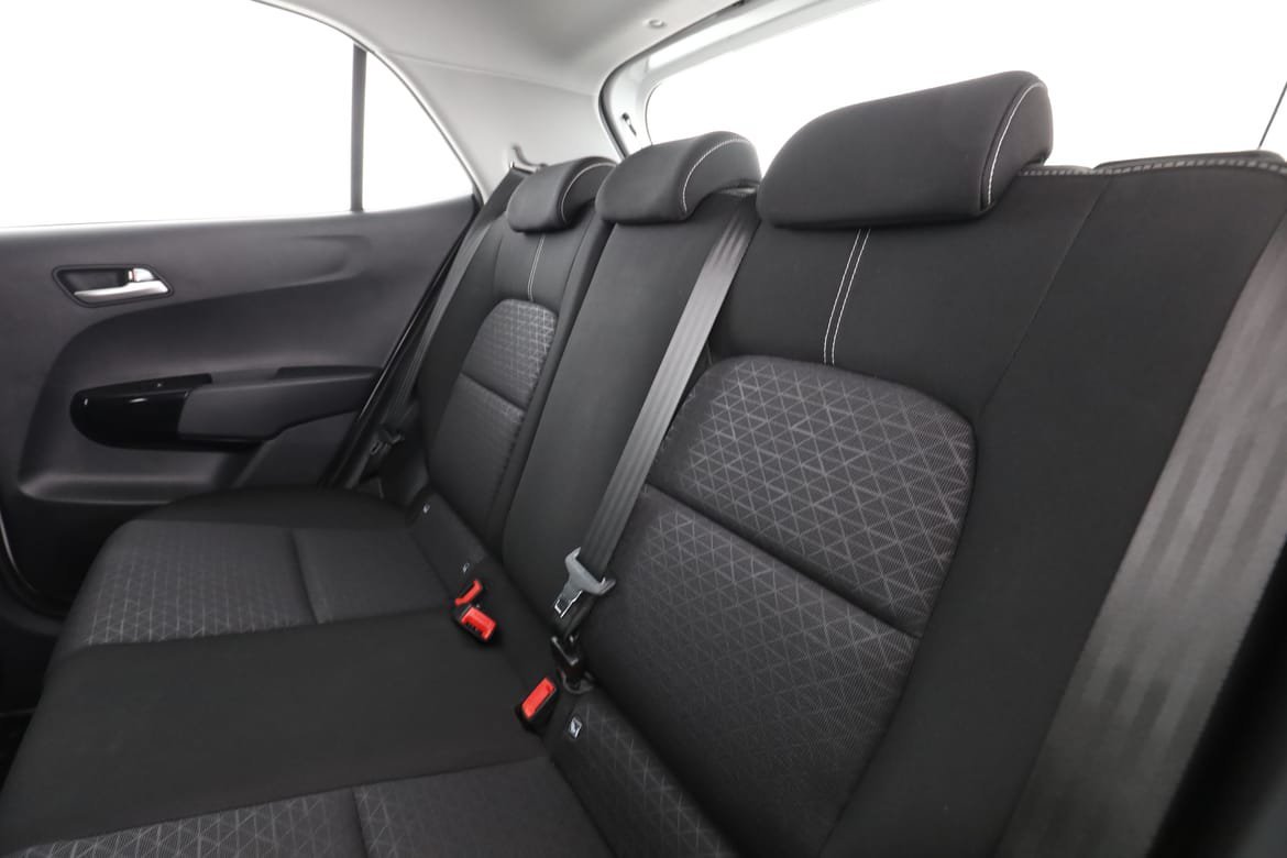 Vehicle Image 15