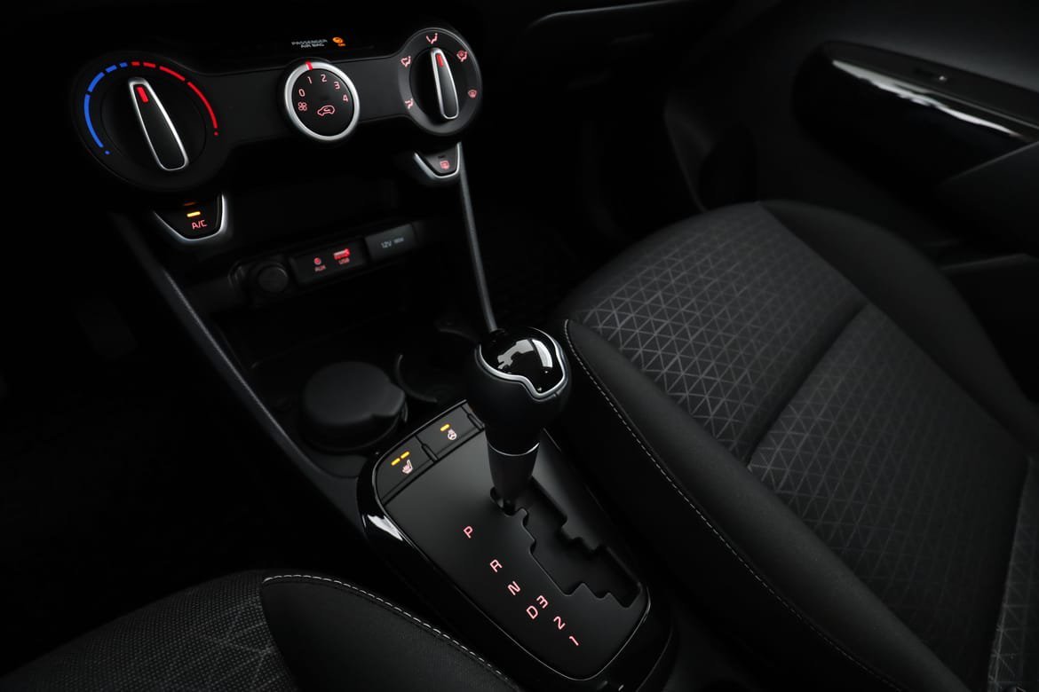 Vehicle Image 23