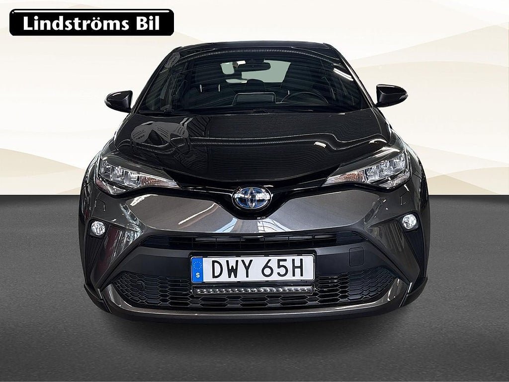 Vehicle Image 9