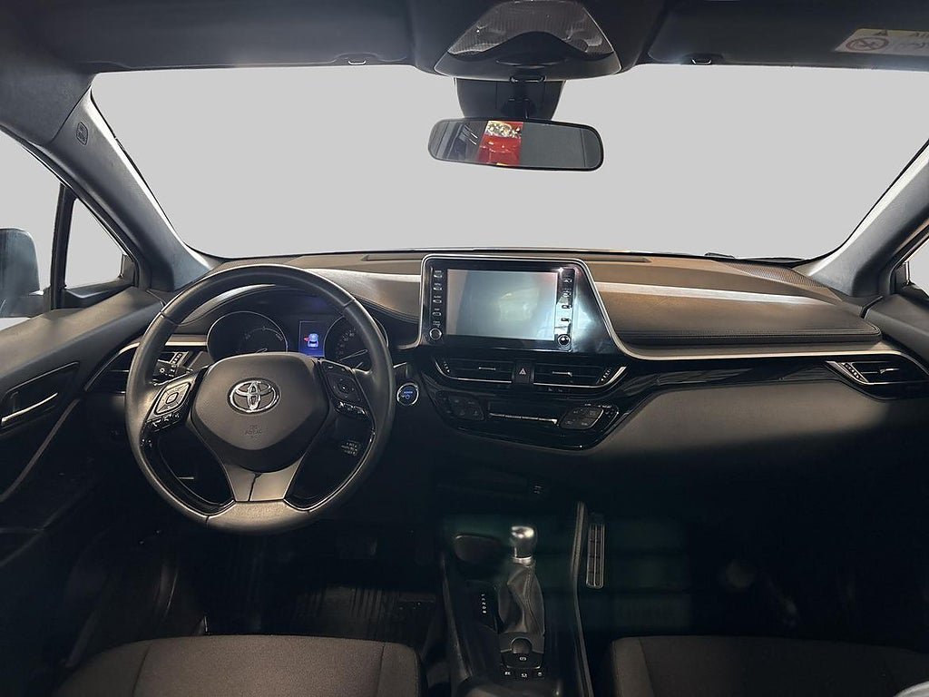 Vehicle Image 12