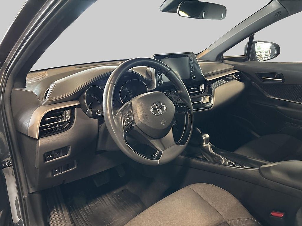 Vehicle Image 14
