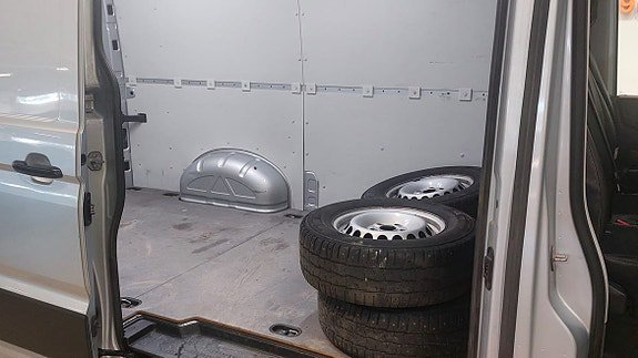 Vehicle Image 7