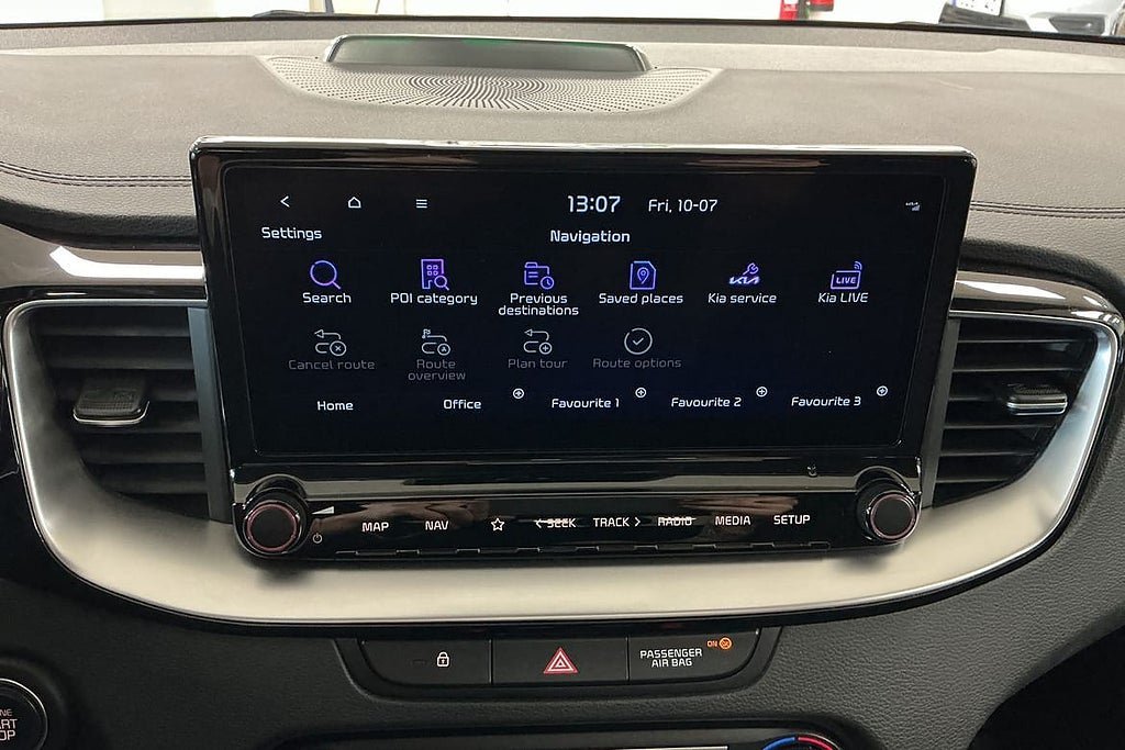 Vehicle Image 18