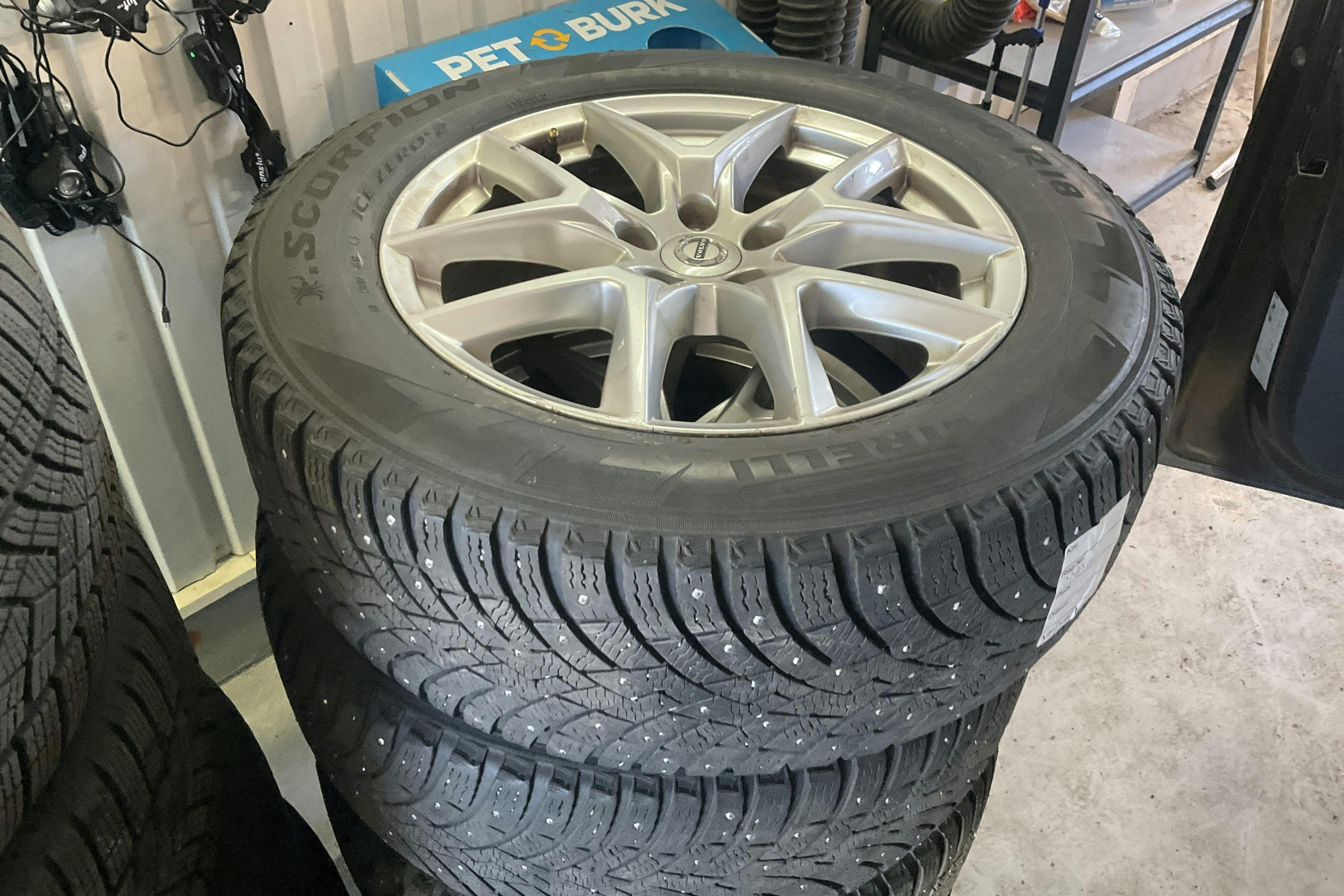 Vehicle Image 13
