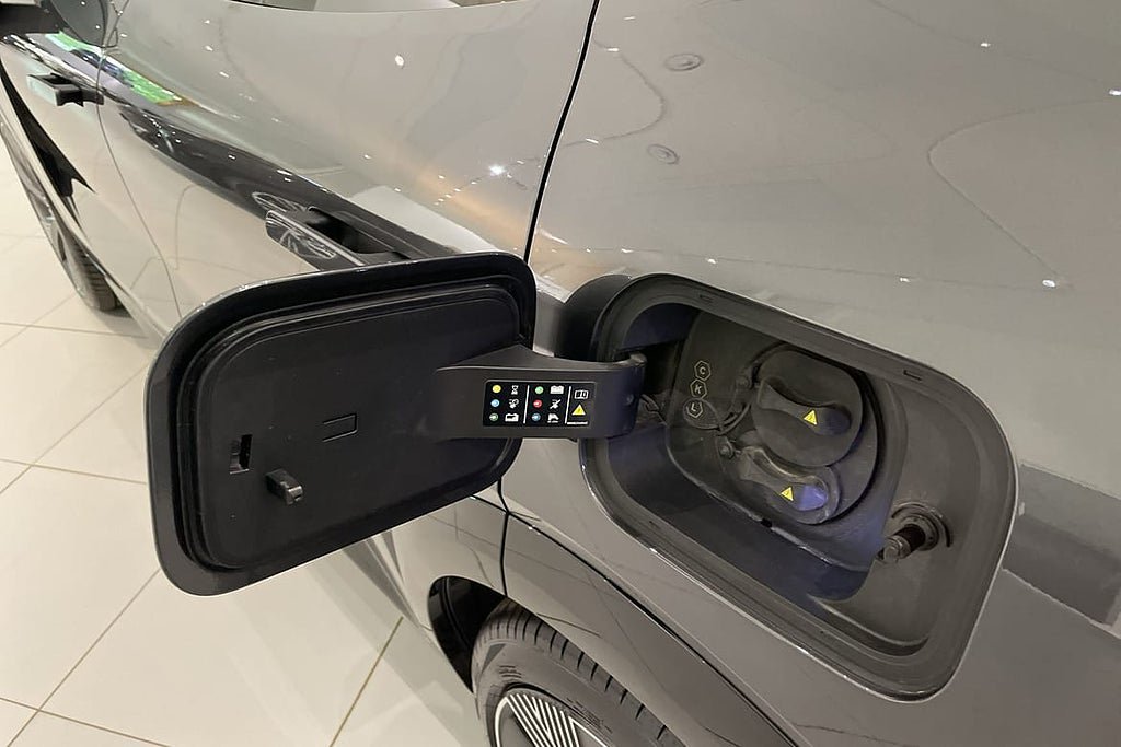 Vehicle Image 11