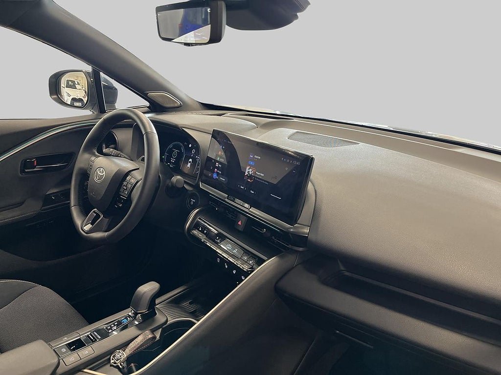 Vehicle Image 9