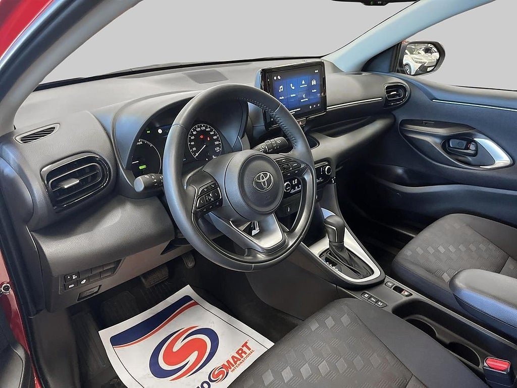 Vehicle Image 13