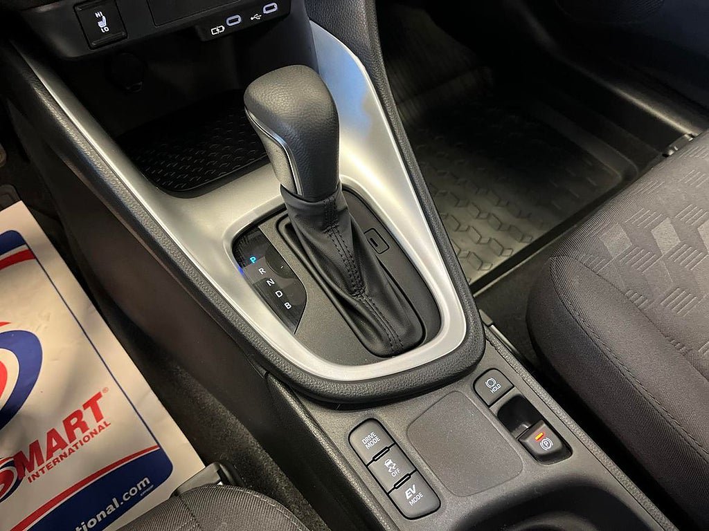 Vehicle Image 17