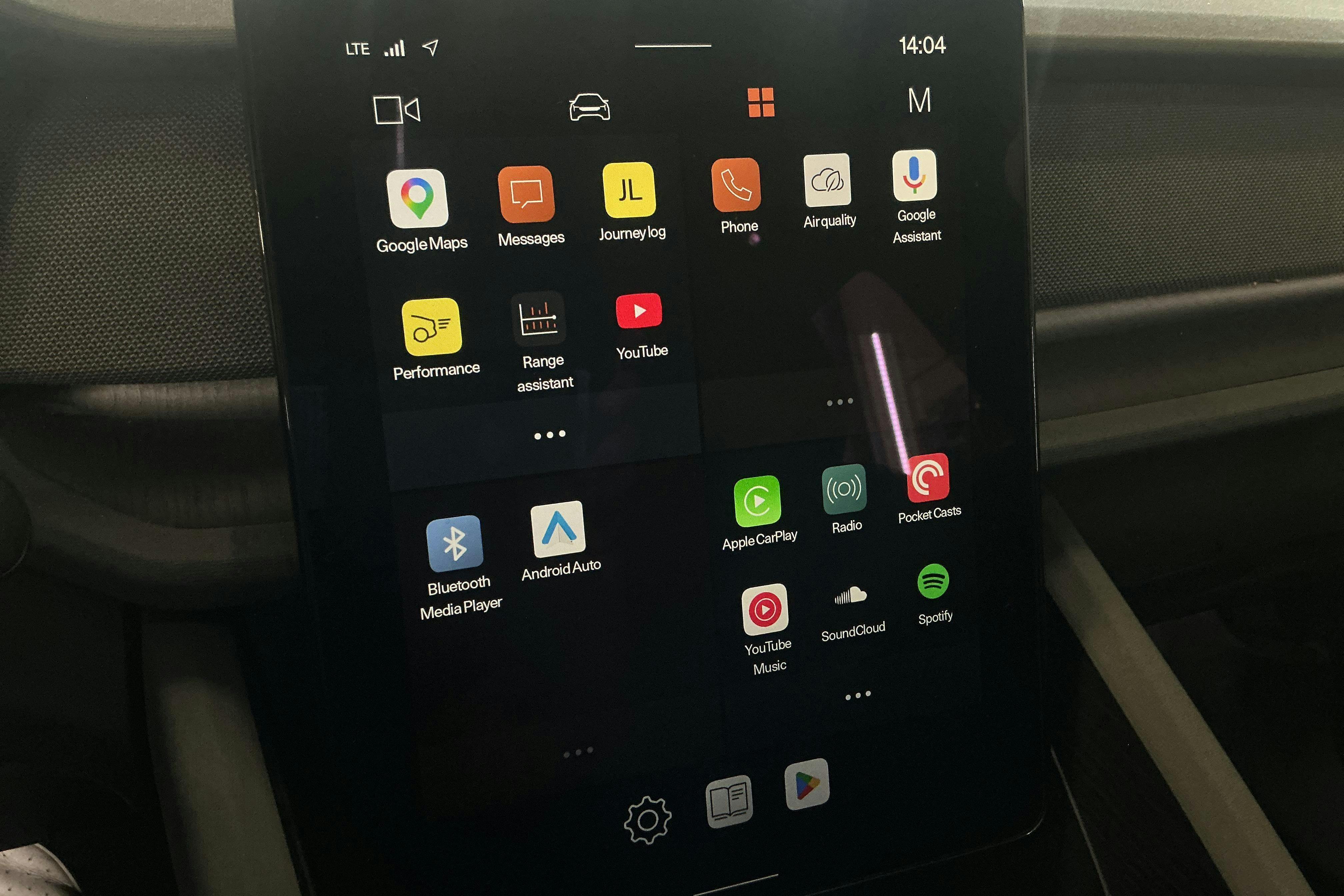 Vehicle Image 14