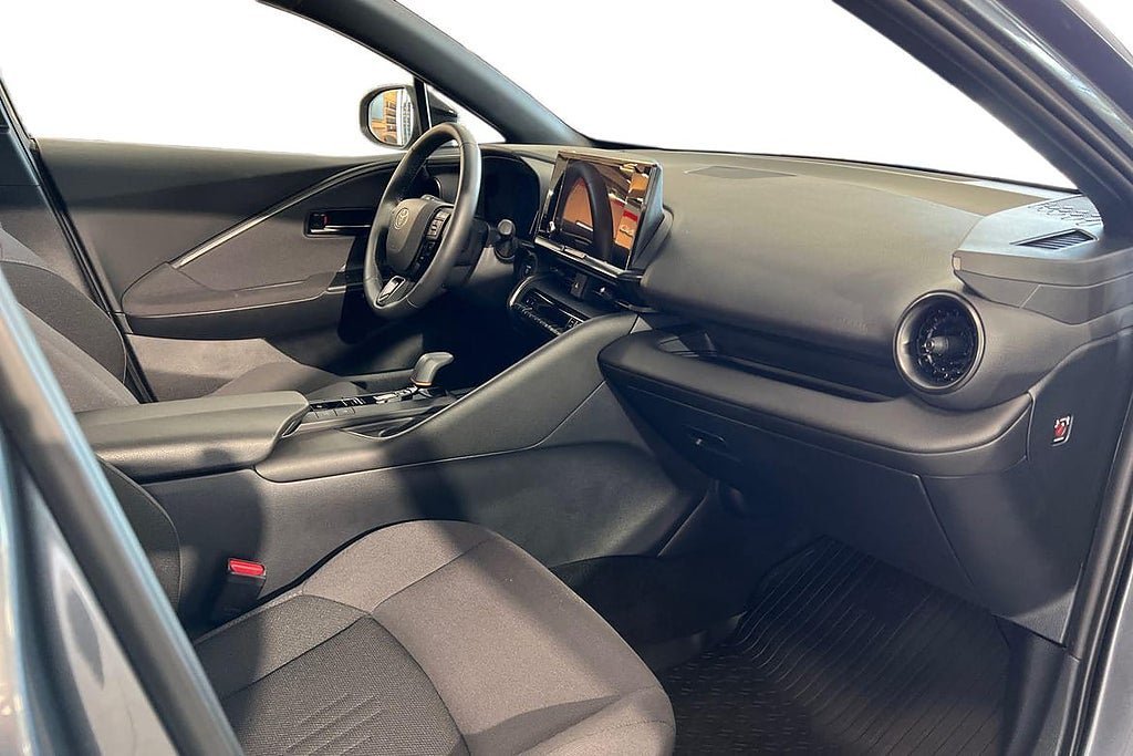 Vehicle Image 7
