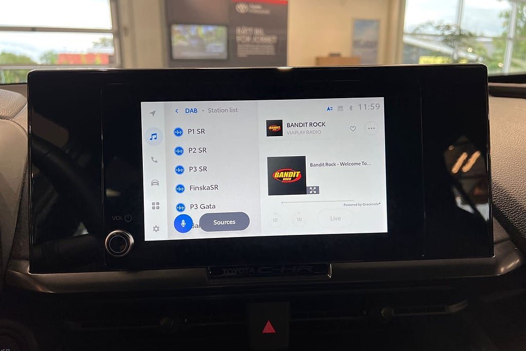 Vehicle Image 15
