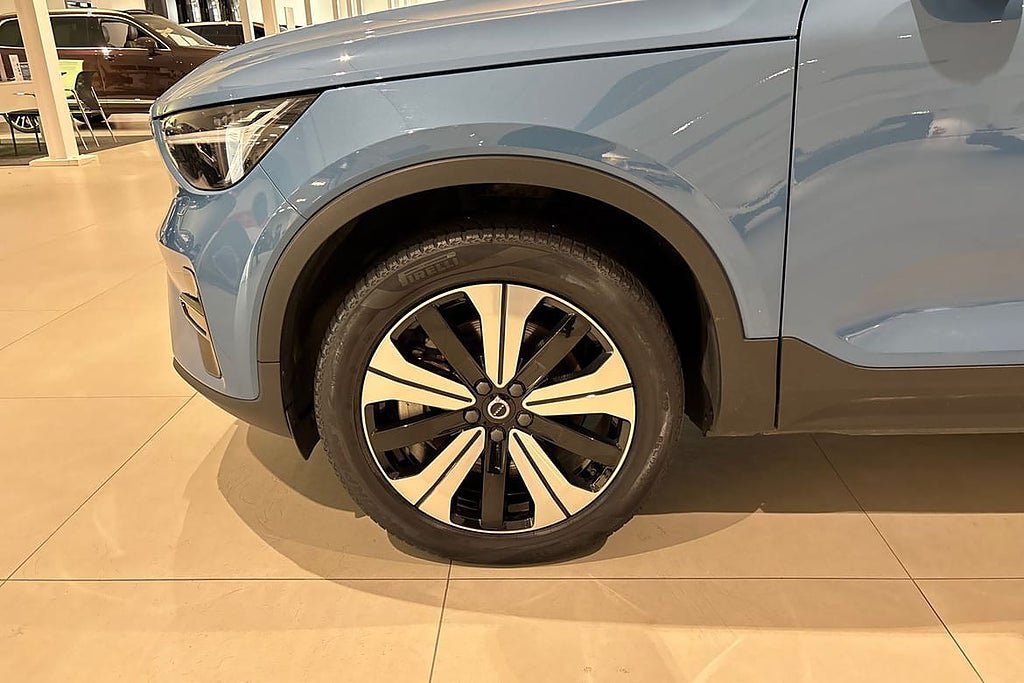 Vehicle Image 17