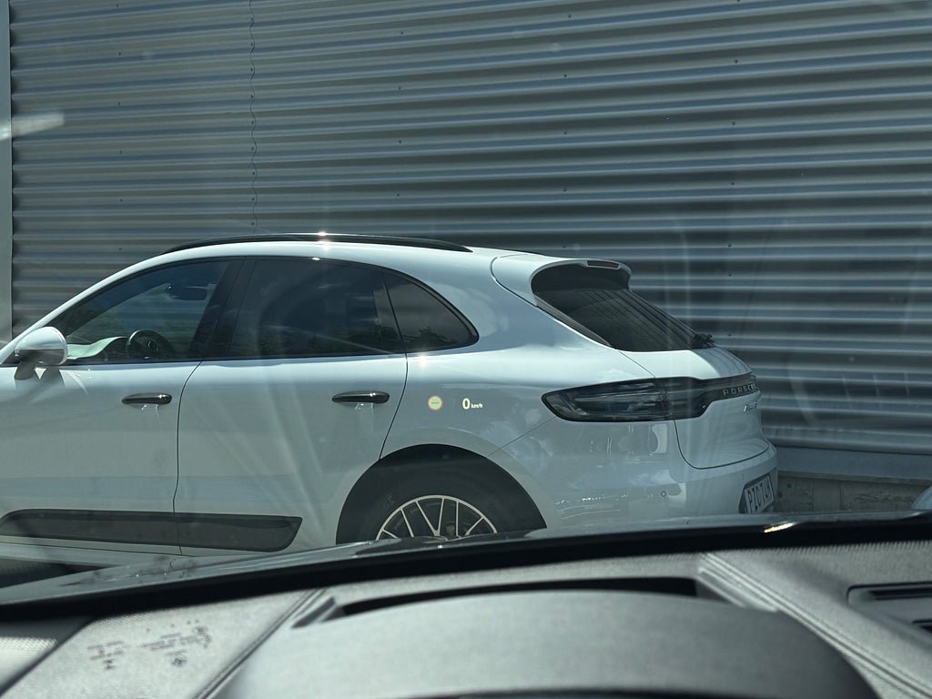 Vehicle Image 21