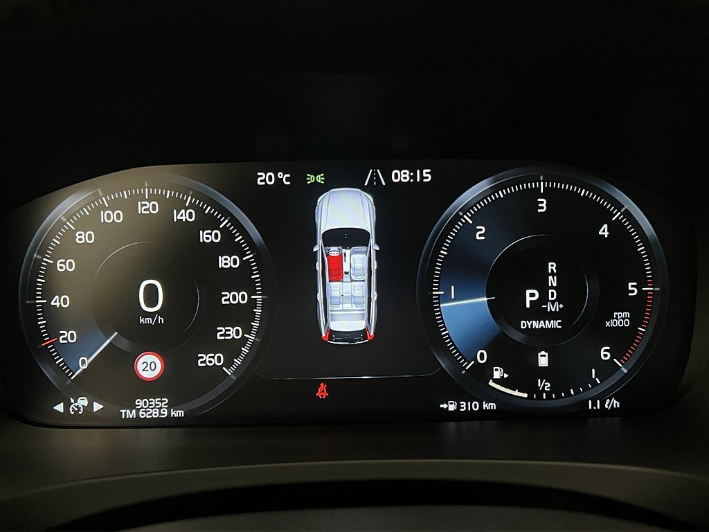 Vehicle Image 25