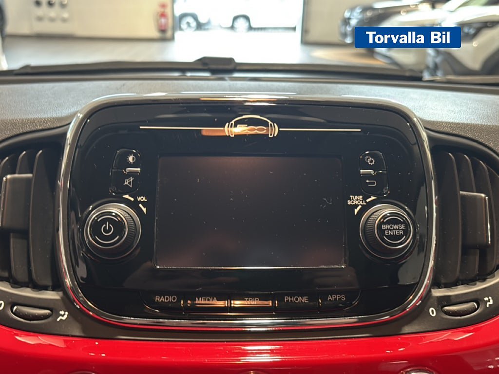 Vehicle Image 12