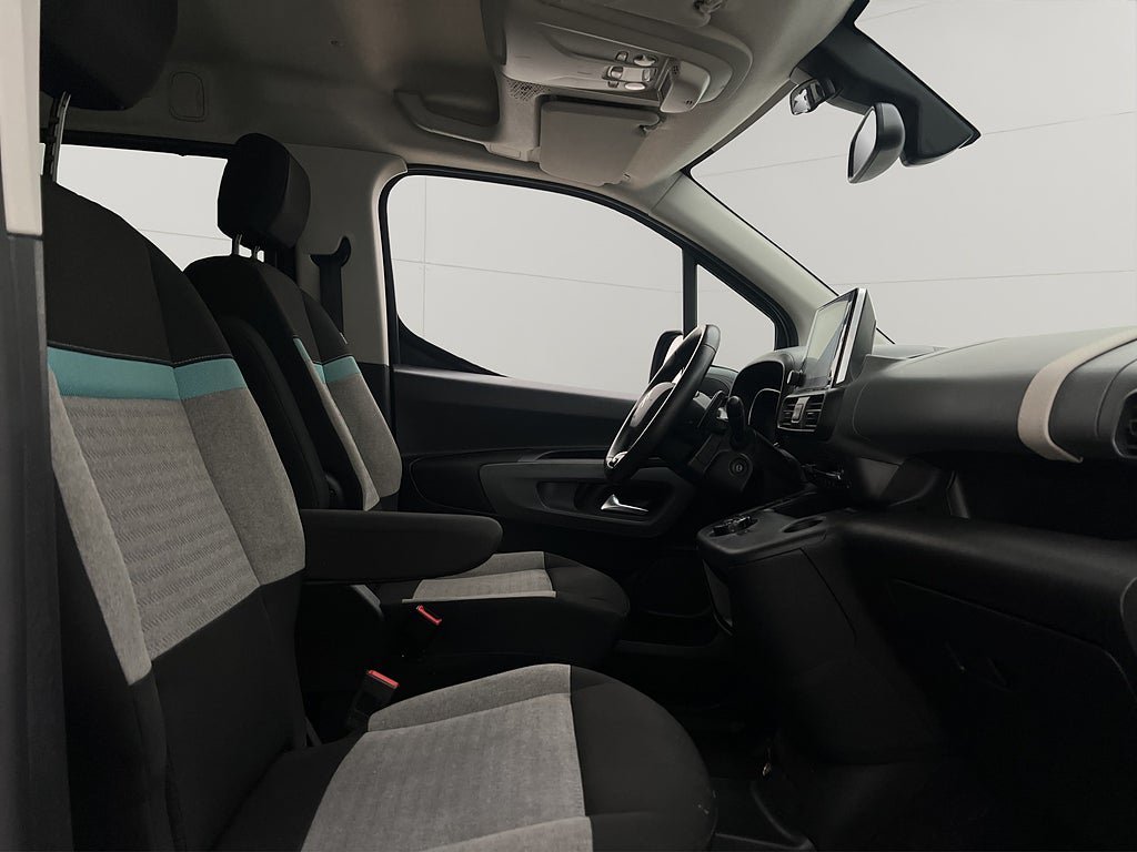 Vehicle Image 27