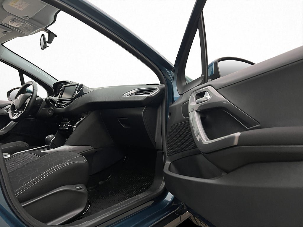 Vehicle Image 22