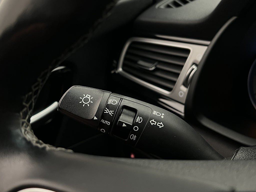Vehicle Image 27