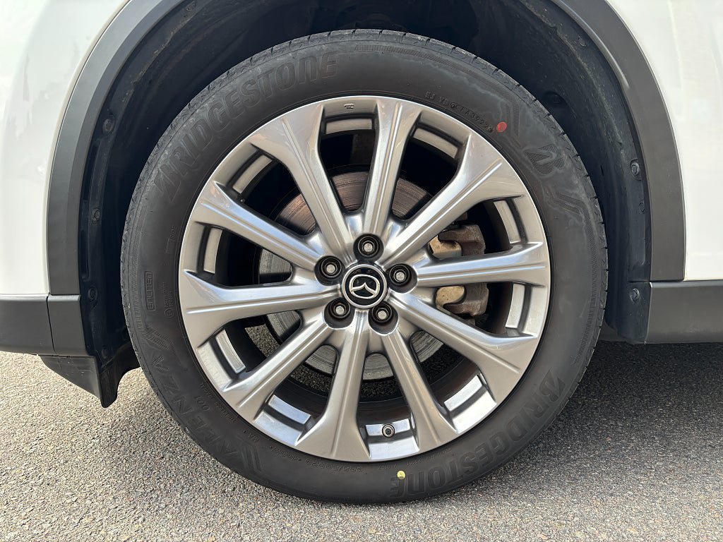 Vehicle Image 21