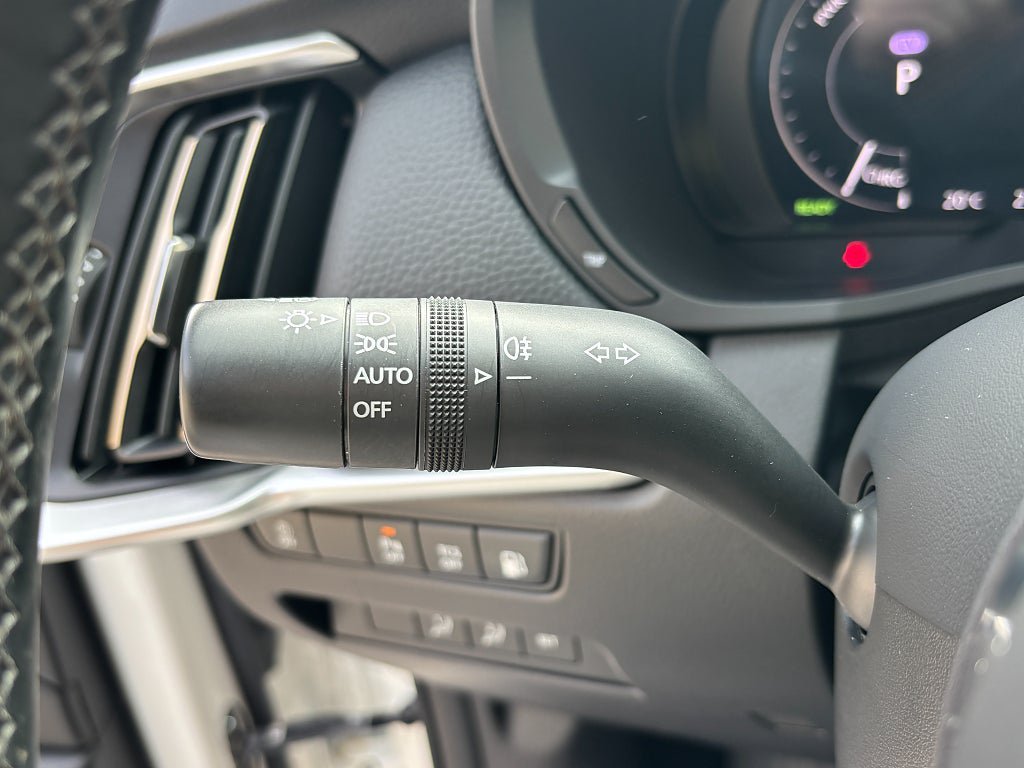 Vehicle Image 23