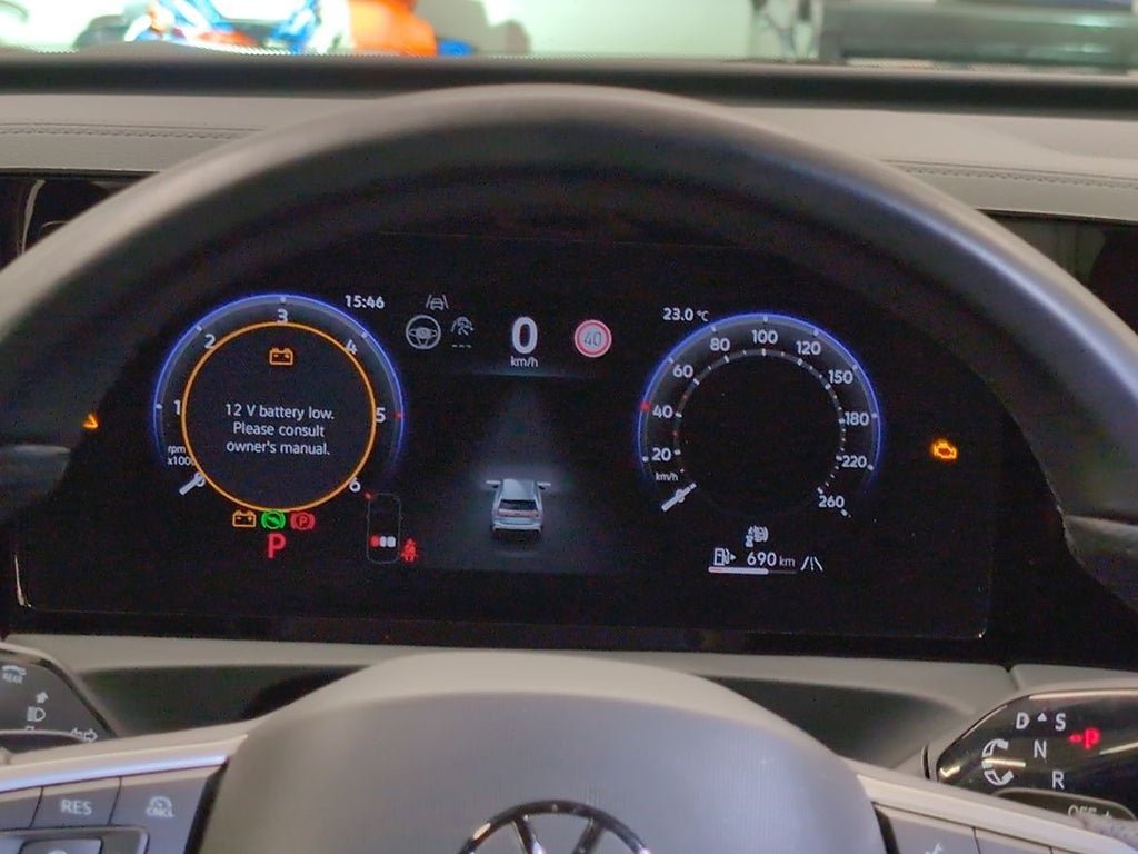 Vehicle Image 11