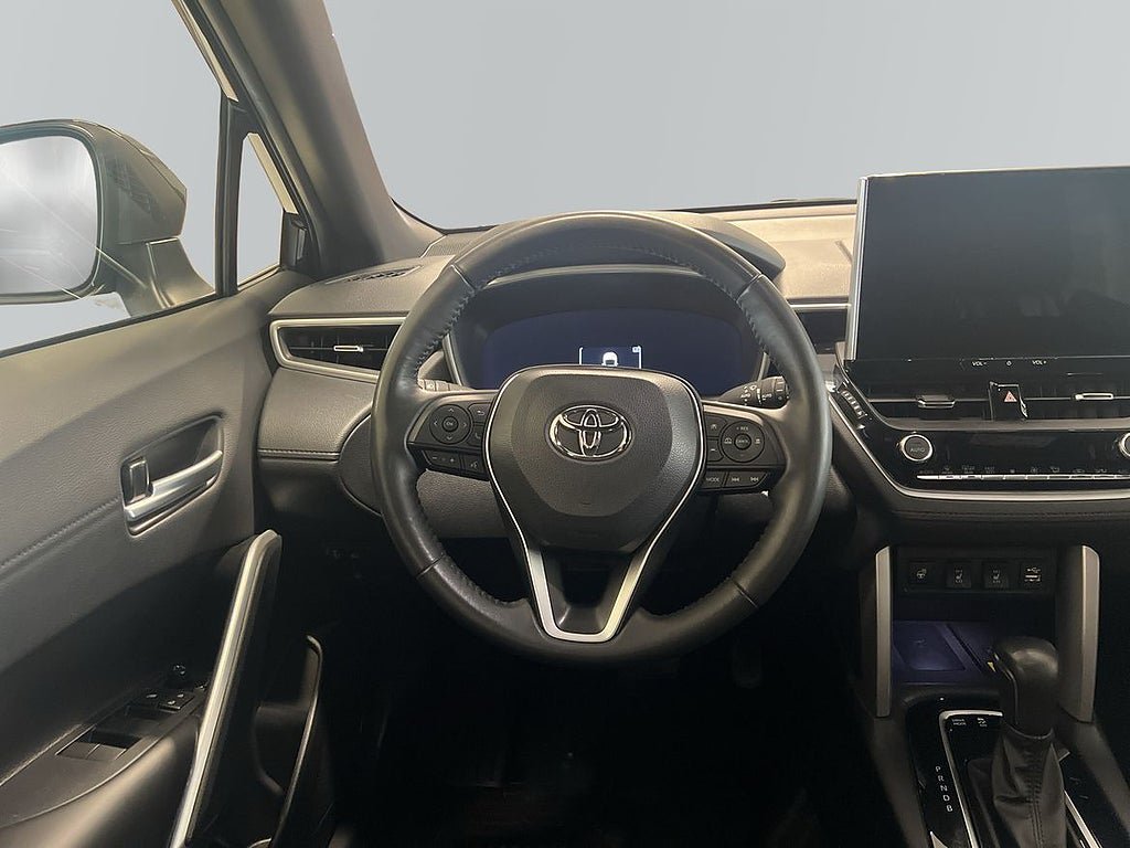 Vehicle Image 9