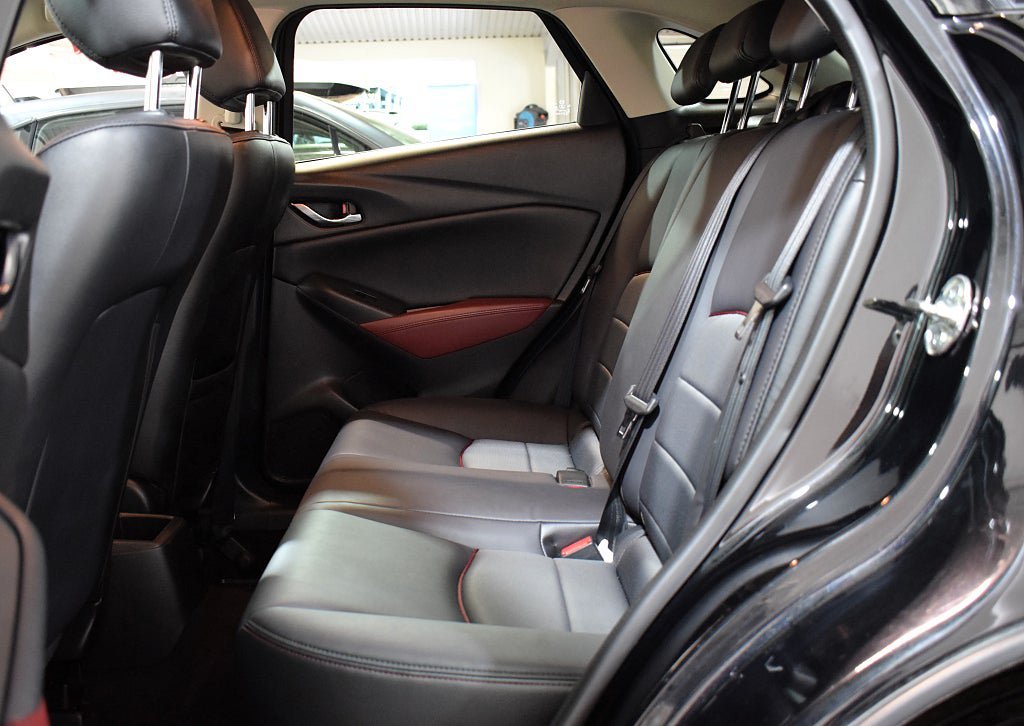 Vehicle Image 21