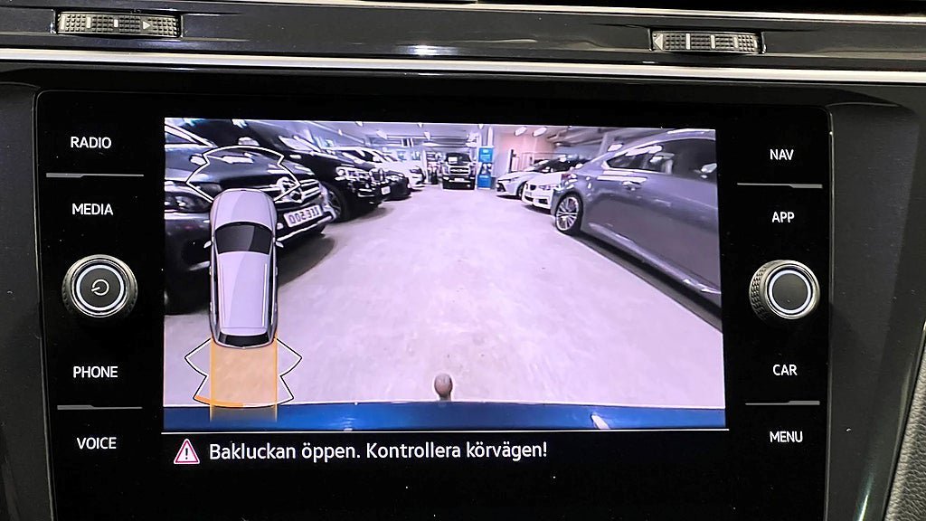 Vehicle Image 18
