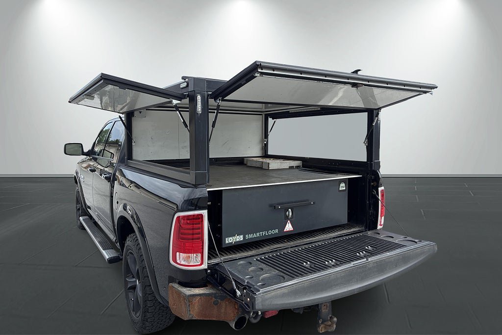 Vehicle Image 21