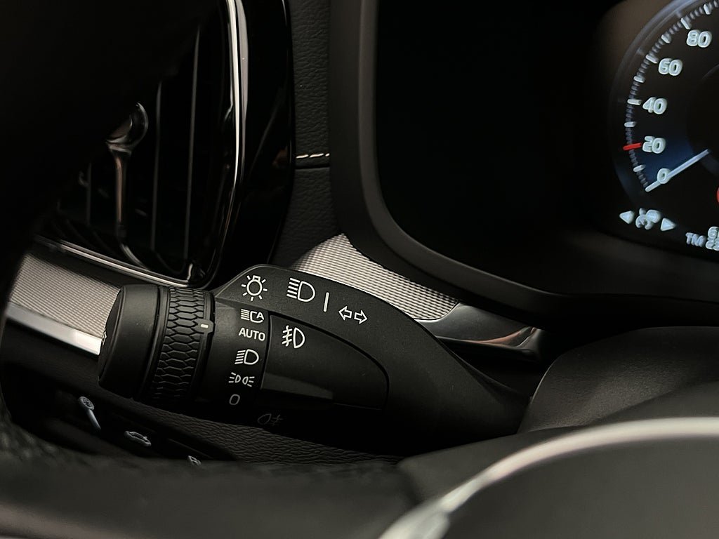 Vehicle Image 34