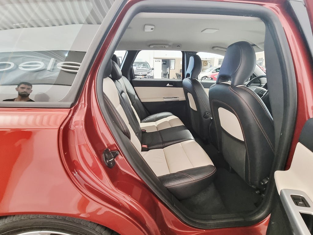 Vehicle Image 20