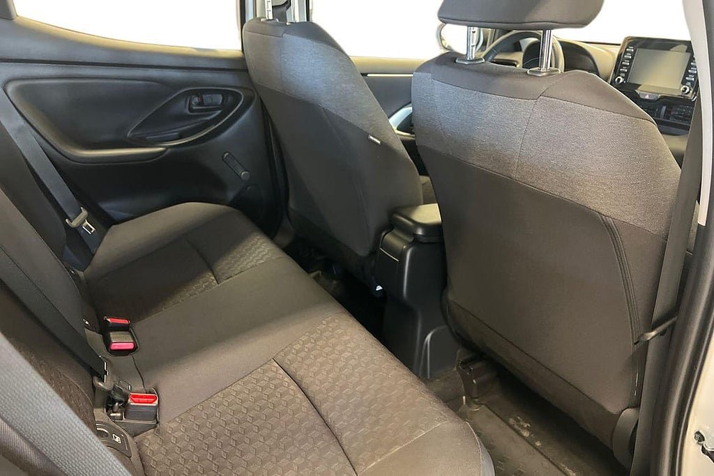 Vehicle Image 7