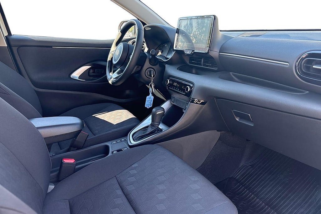 Vehicle Image 7