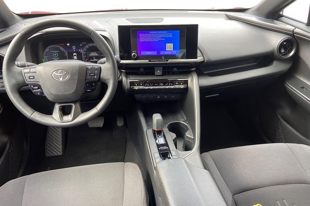 Vehicle Image 9