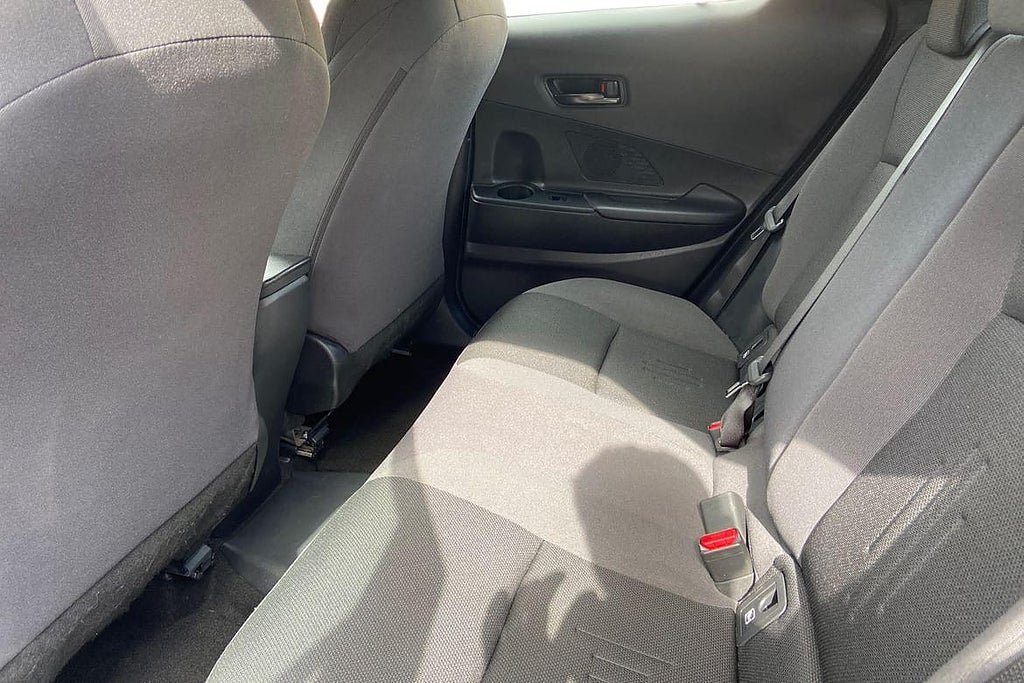 Vehicle Image 12