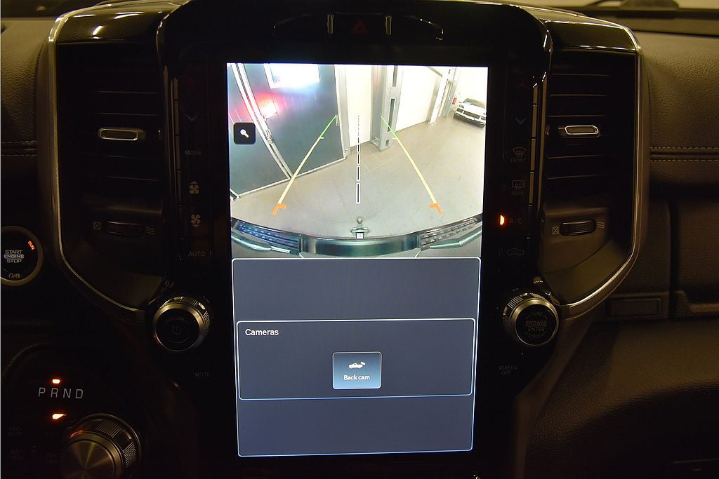 Vehicle Image 15