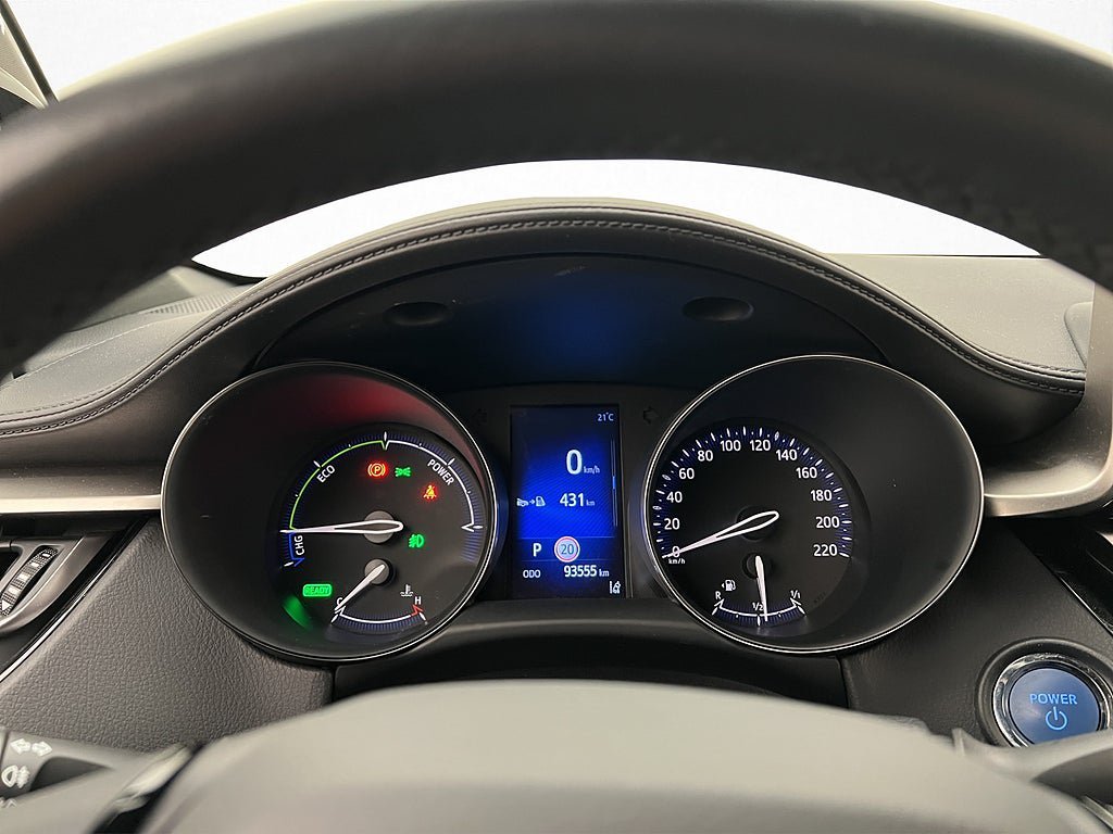 Vehicle Image 16