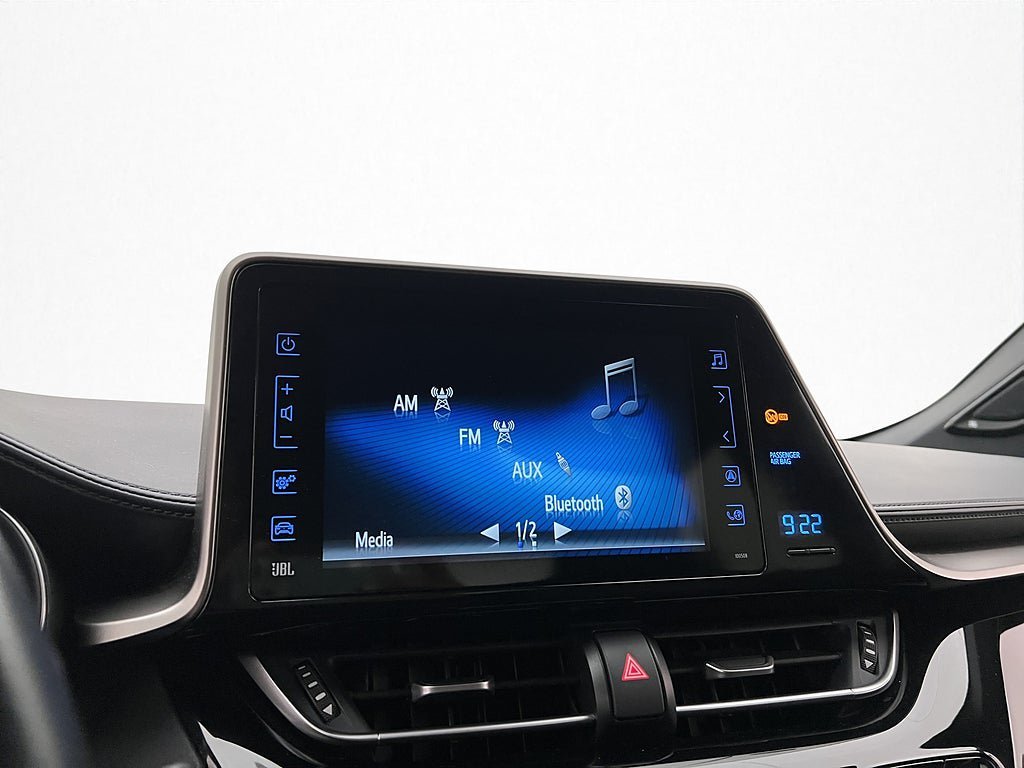 Vehicle Image 19