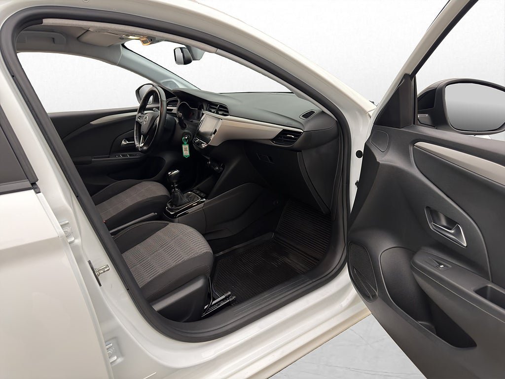 Vehicle Image 22