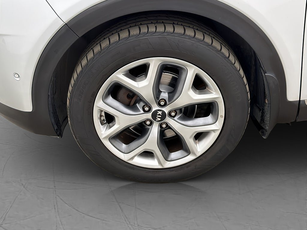 Vehicle Image 36