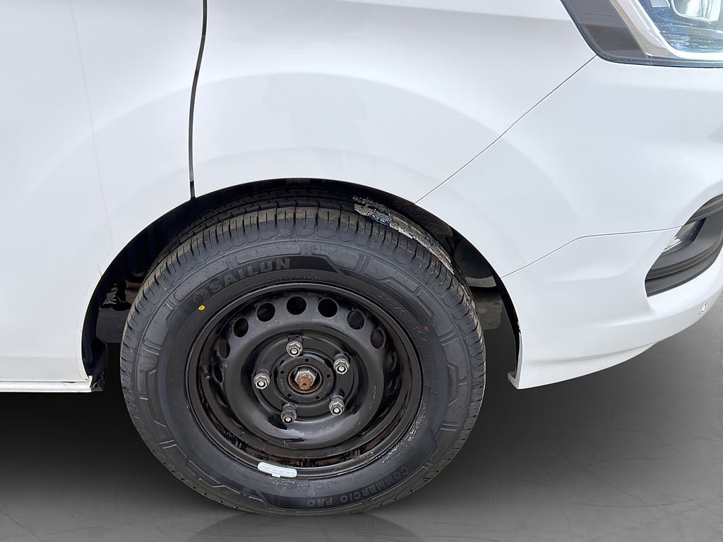 Vehicle Image 36