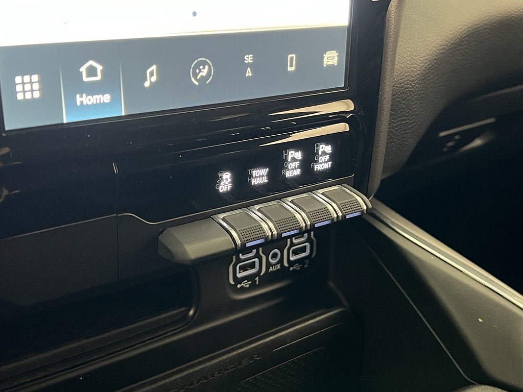 Vehicle Image 23