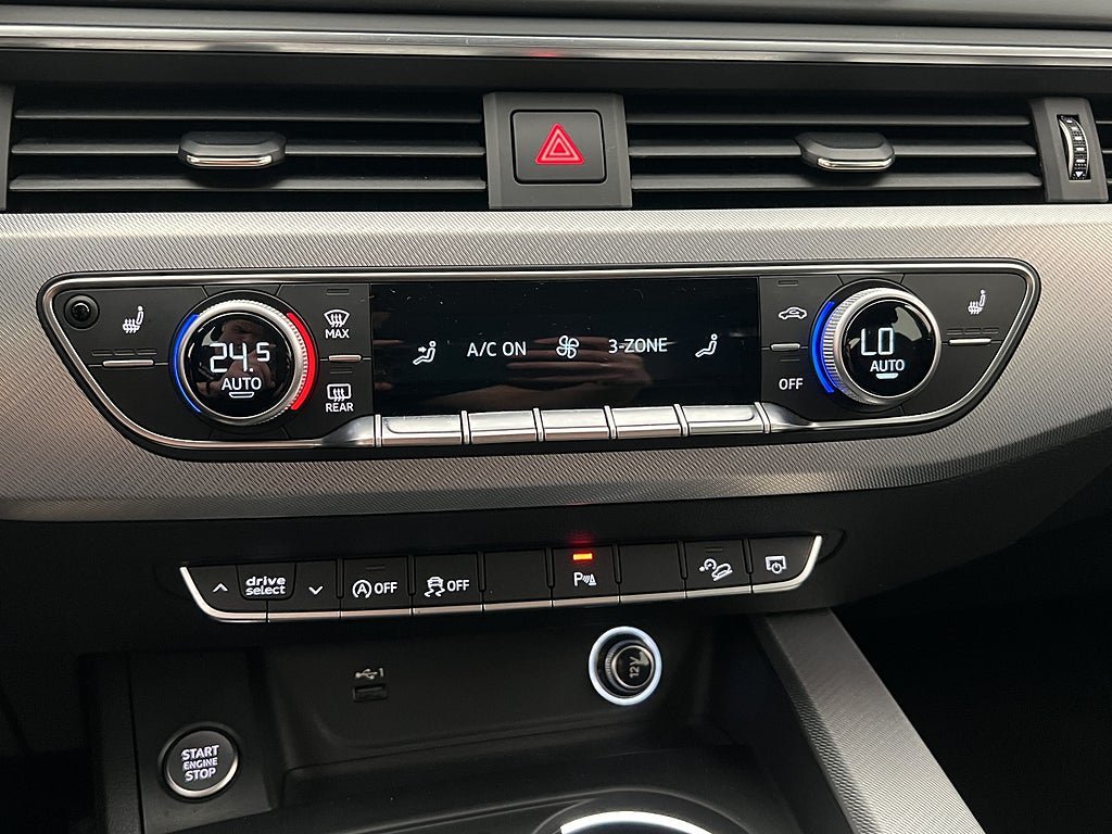 Vehicle Image 26