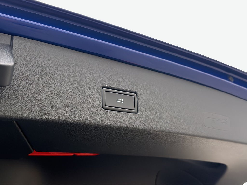 Vehicle Image 38