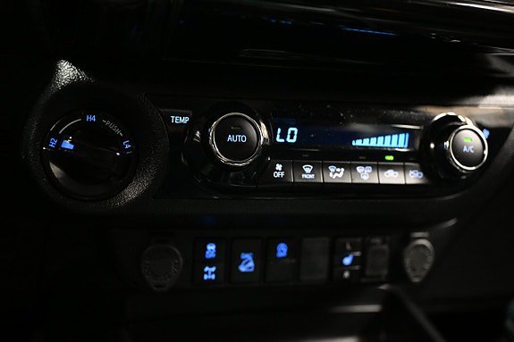 Vehicle Image 27