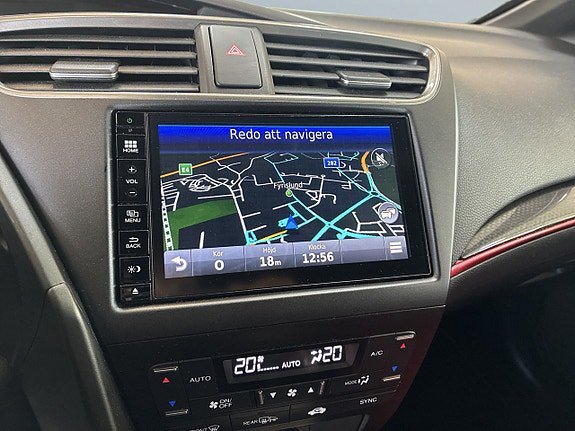 Vehicle Image 15